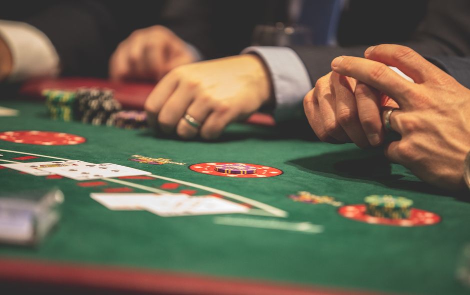 From Reels to River: A Real Guide to iGaming in 2025